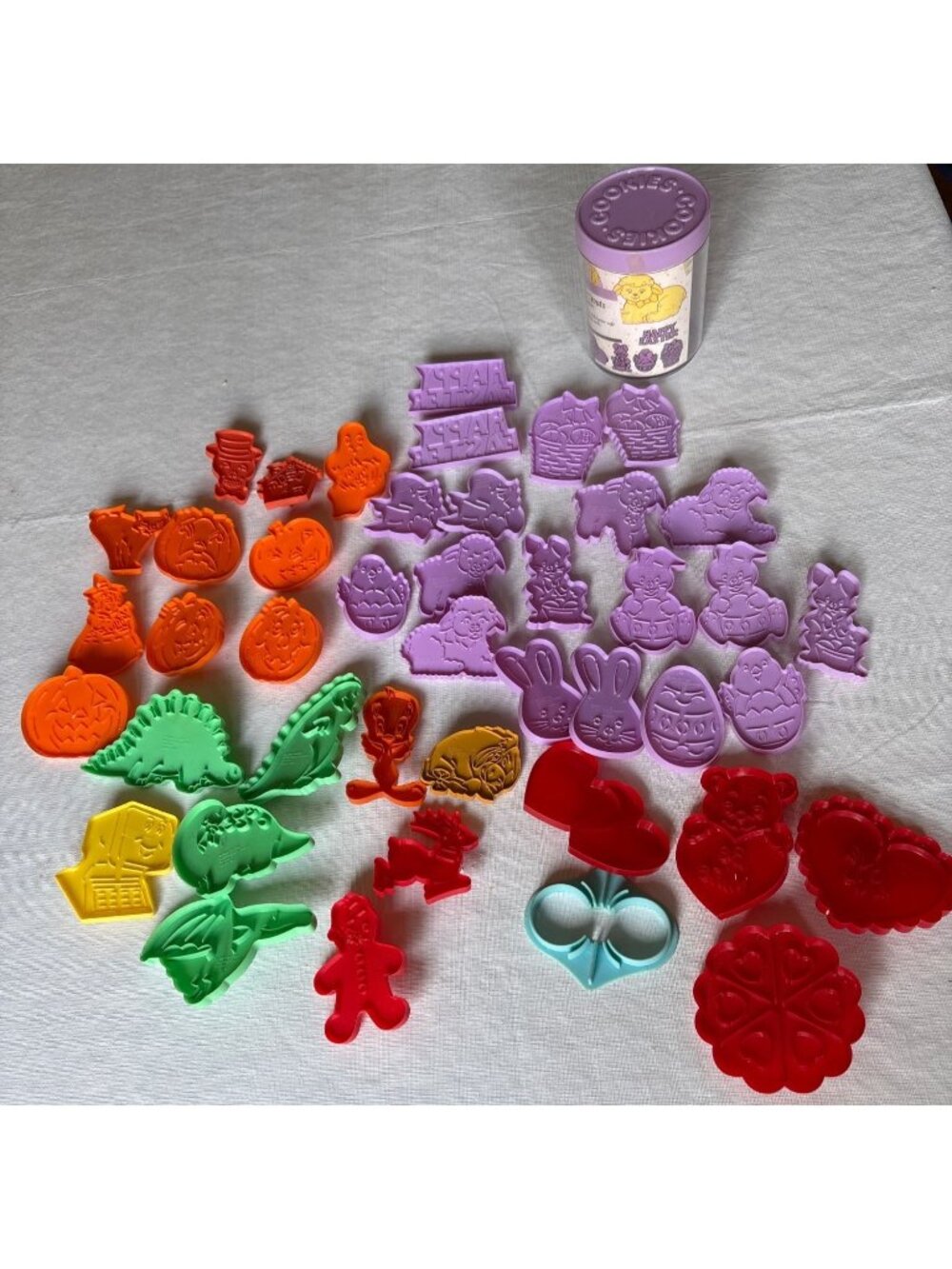 Vintage Wilton Cookie Cutter Lot 40+ Easter Christmas Plastic Shapes Computer